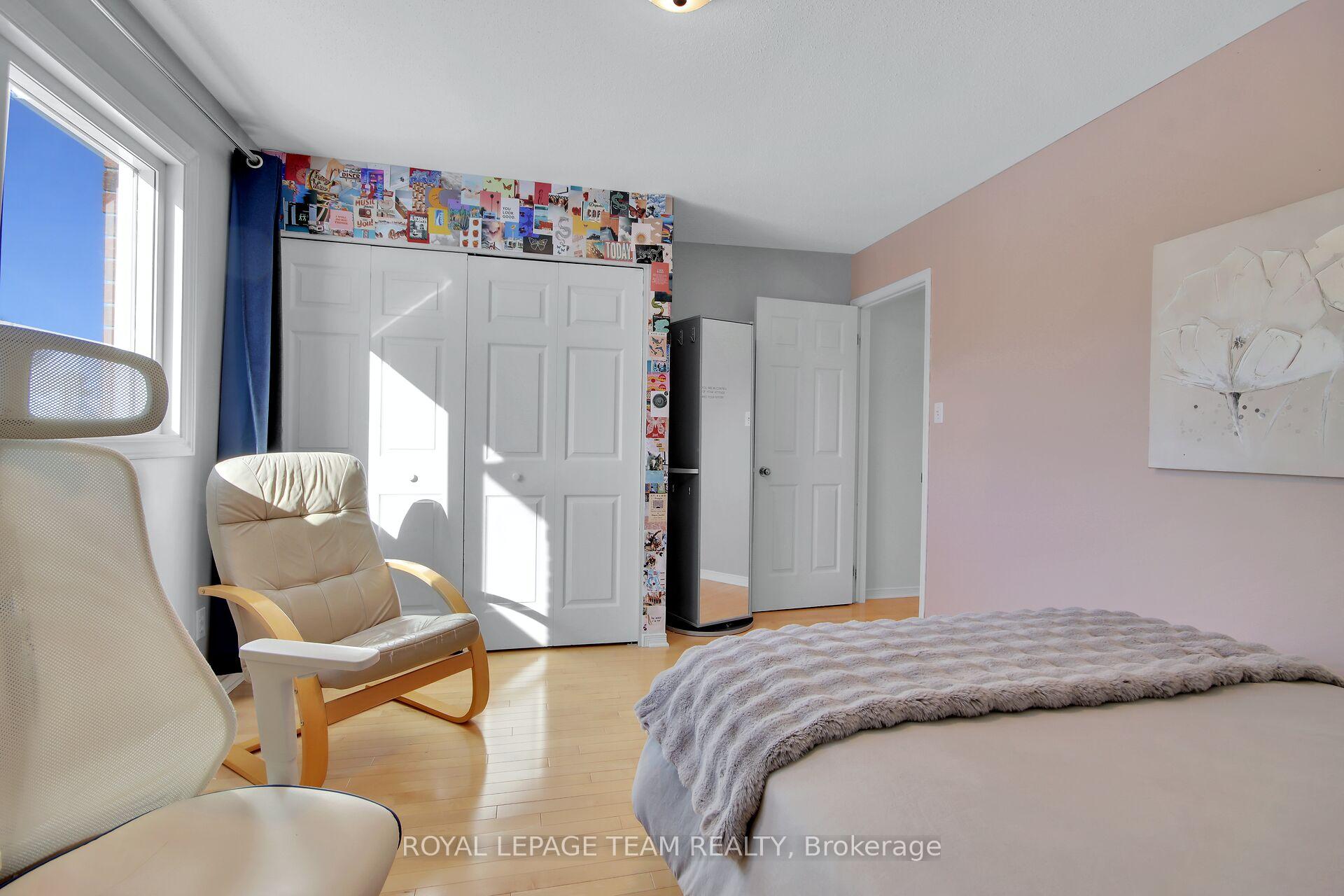 Photo 32 of 52 Sherring Crescent, Ottawa, Kanata - Kanata Lakes/Heritage Hills — HOMEH