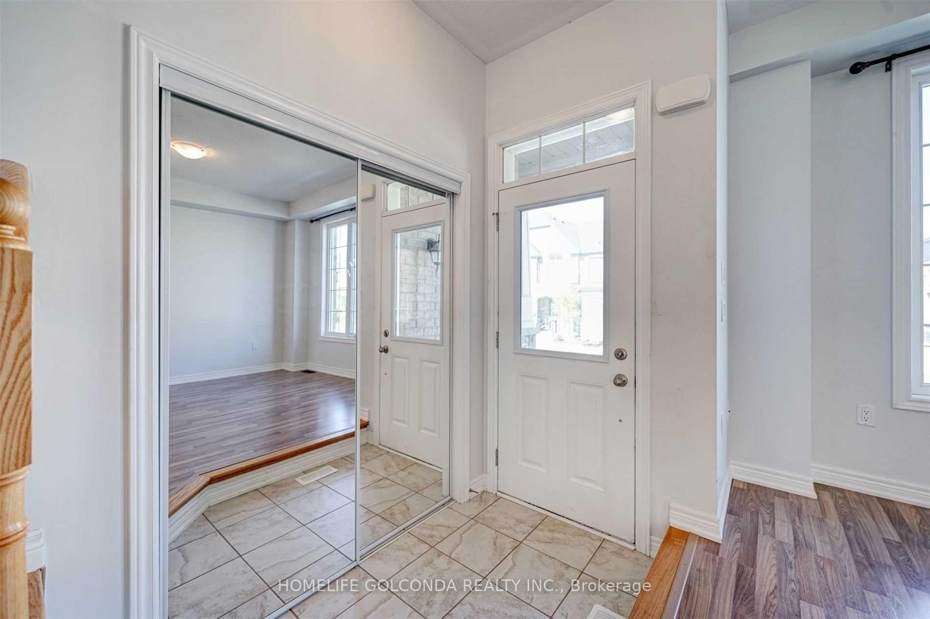 Photo 4 of 15 Tilbury Gate, Markham, Cornell — HOMEH