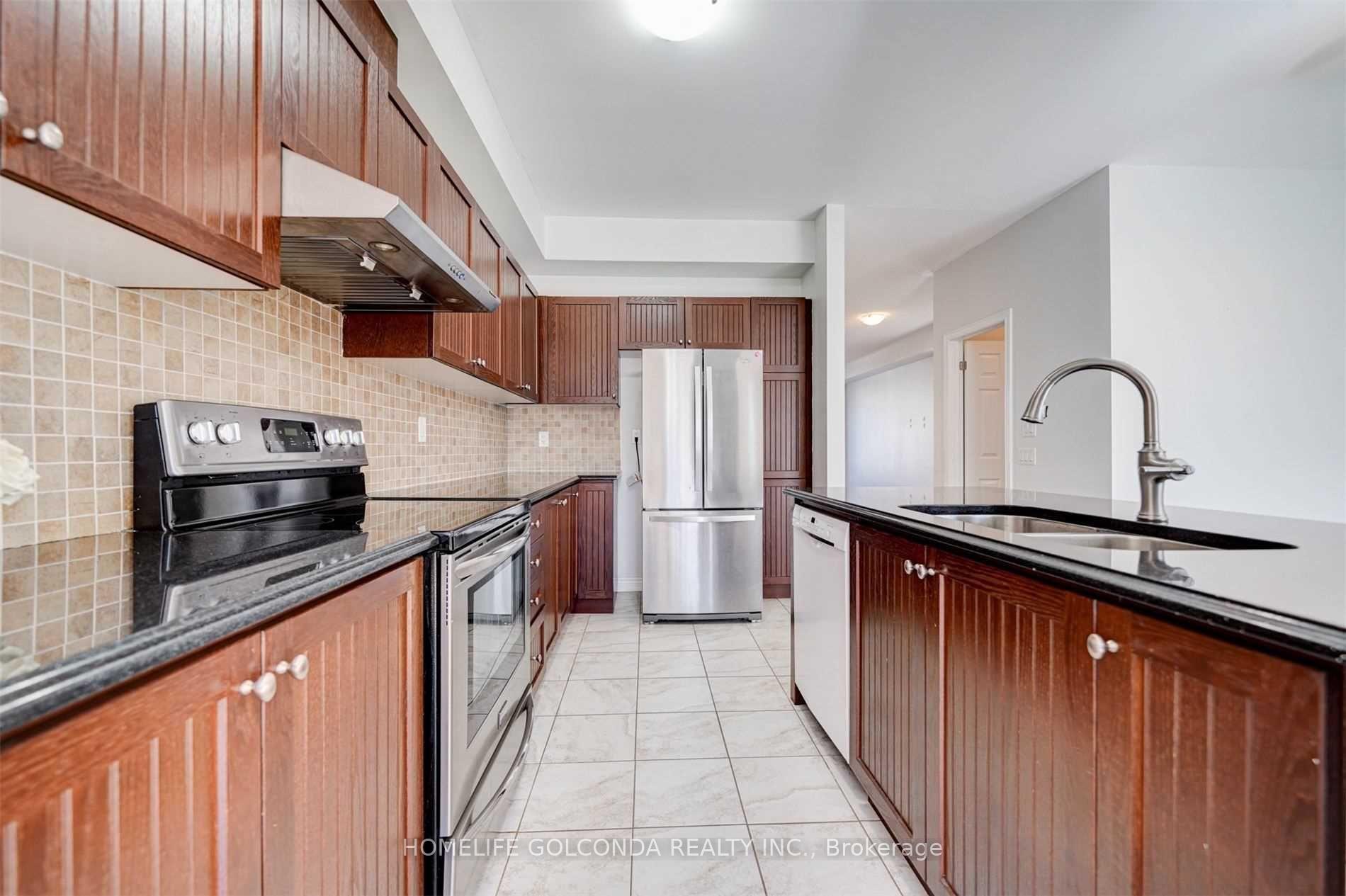 Photo 14 of 15 Tilbury Gate, Markham, Cornell — HOMEH