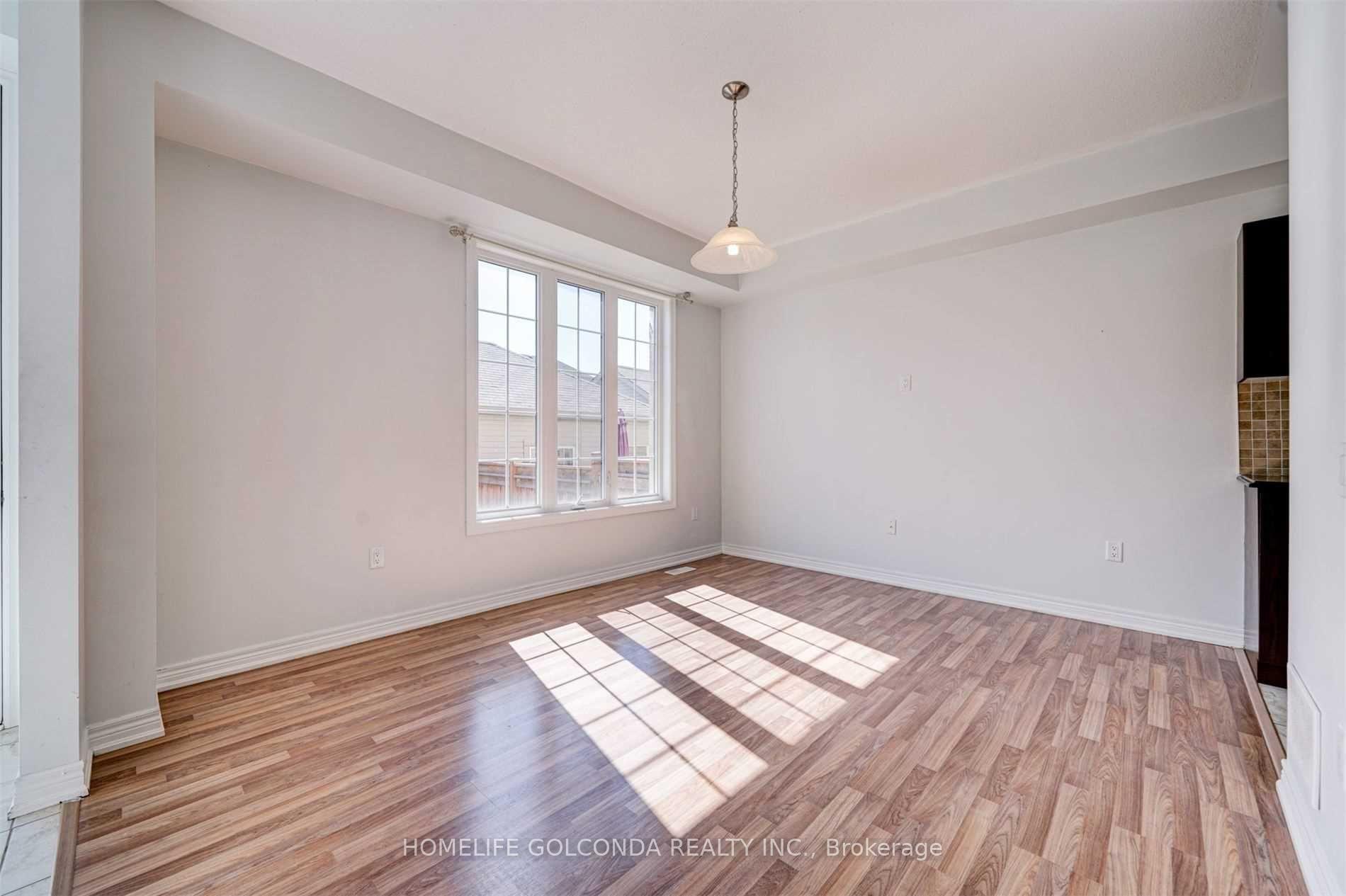 Photo 20 of 15 Tilbury Gate, Markham, Cornell — HOMEH