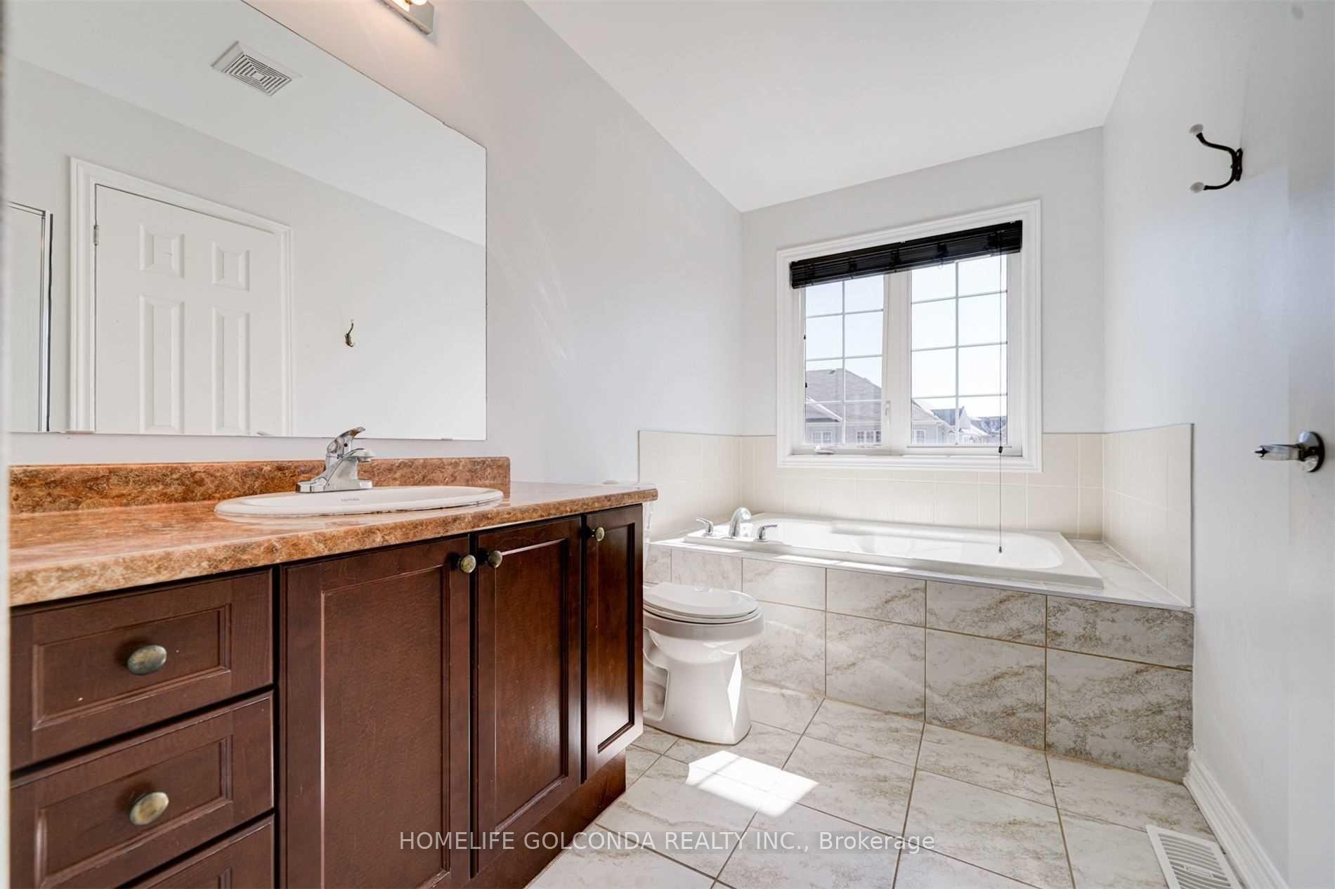 Photo 40 of 15 Tilbury Gate, Markham, Cornell — HOMEH