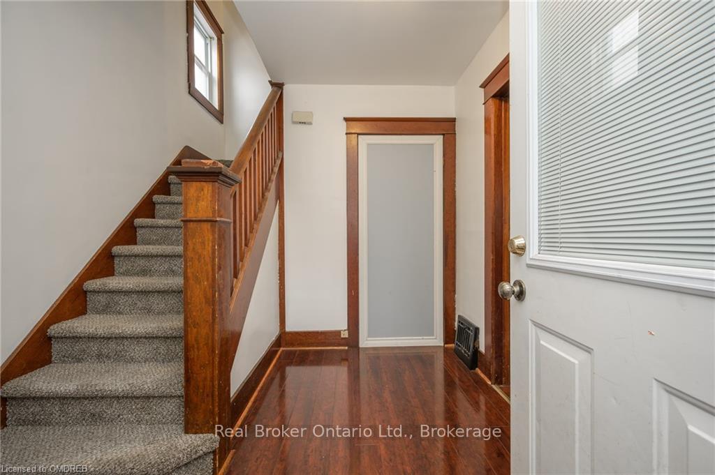 Photo 4 of 249 Wellington Street N, Kitchener — HOMEH