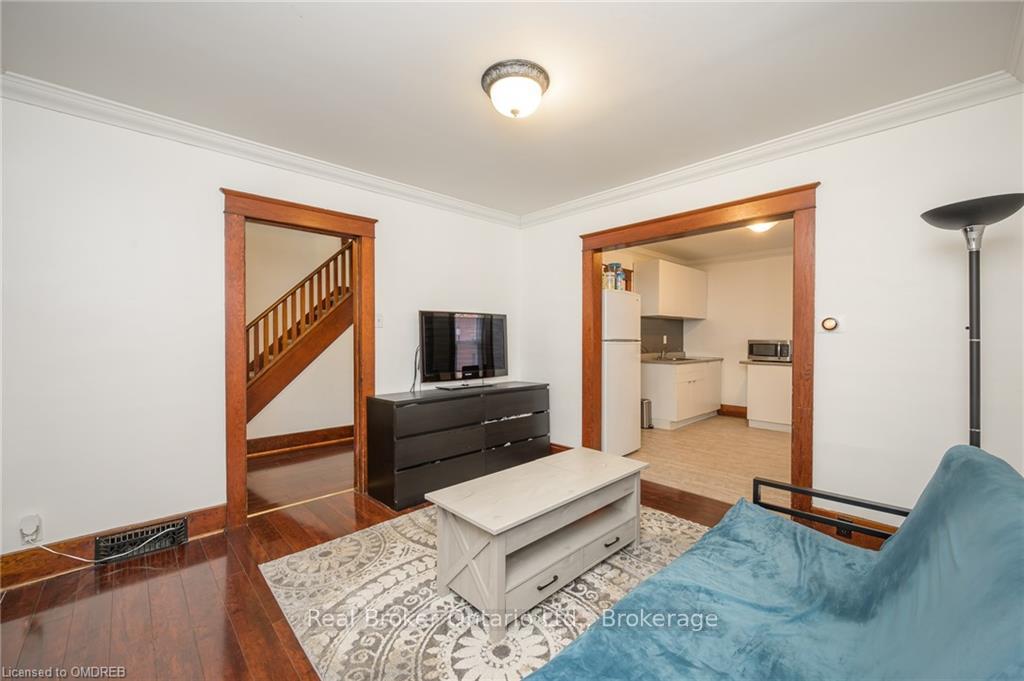 Photo 6 of 249 Wellington Street N, Kitchener — HOMEH