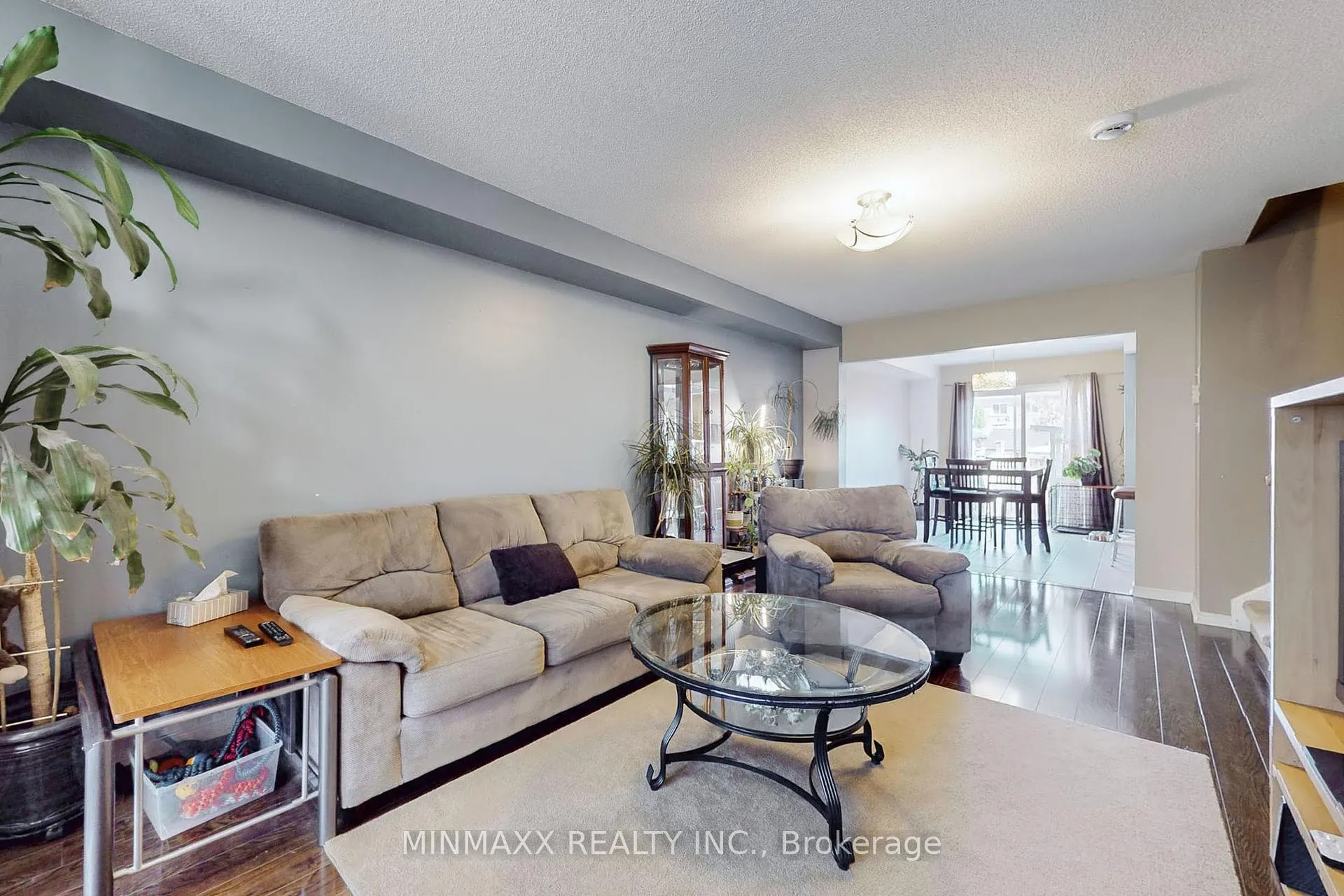 Photo 4 of 420 Hobbs Crescent, Milton, Clarke — HOMEH