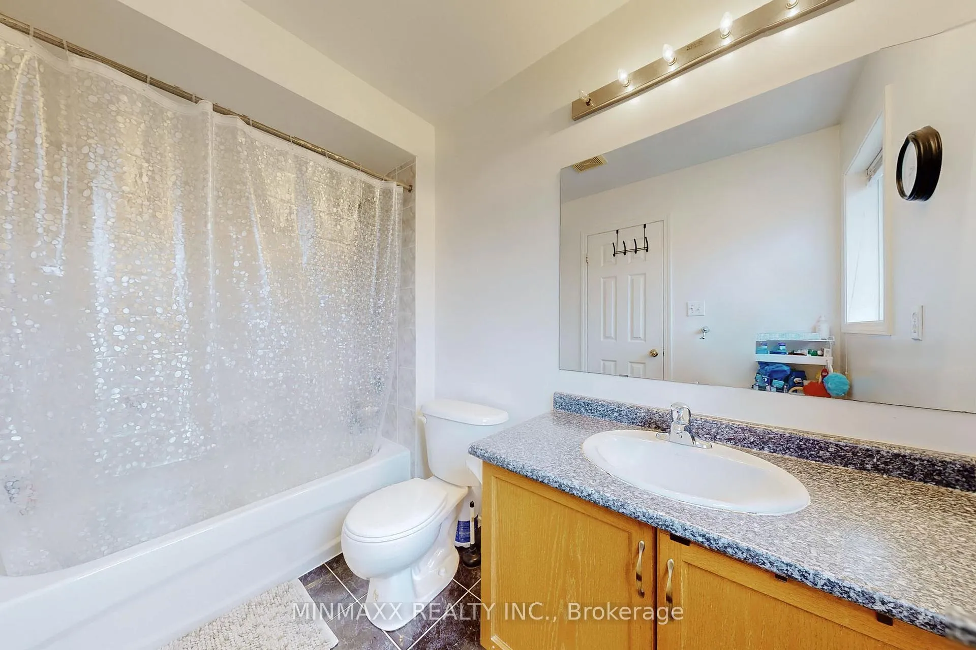 Photo 27 of 420 Hobbs Crescent, Milton, Clarke — HOMEH