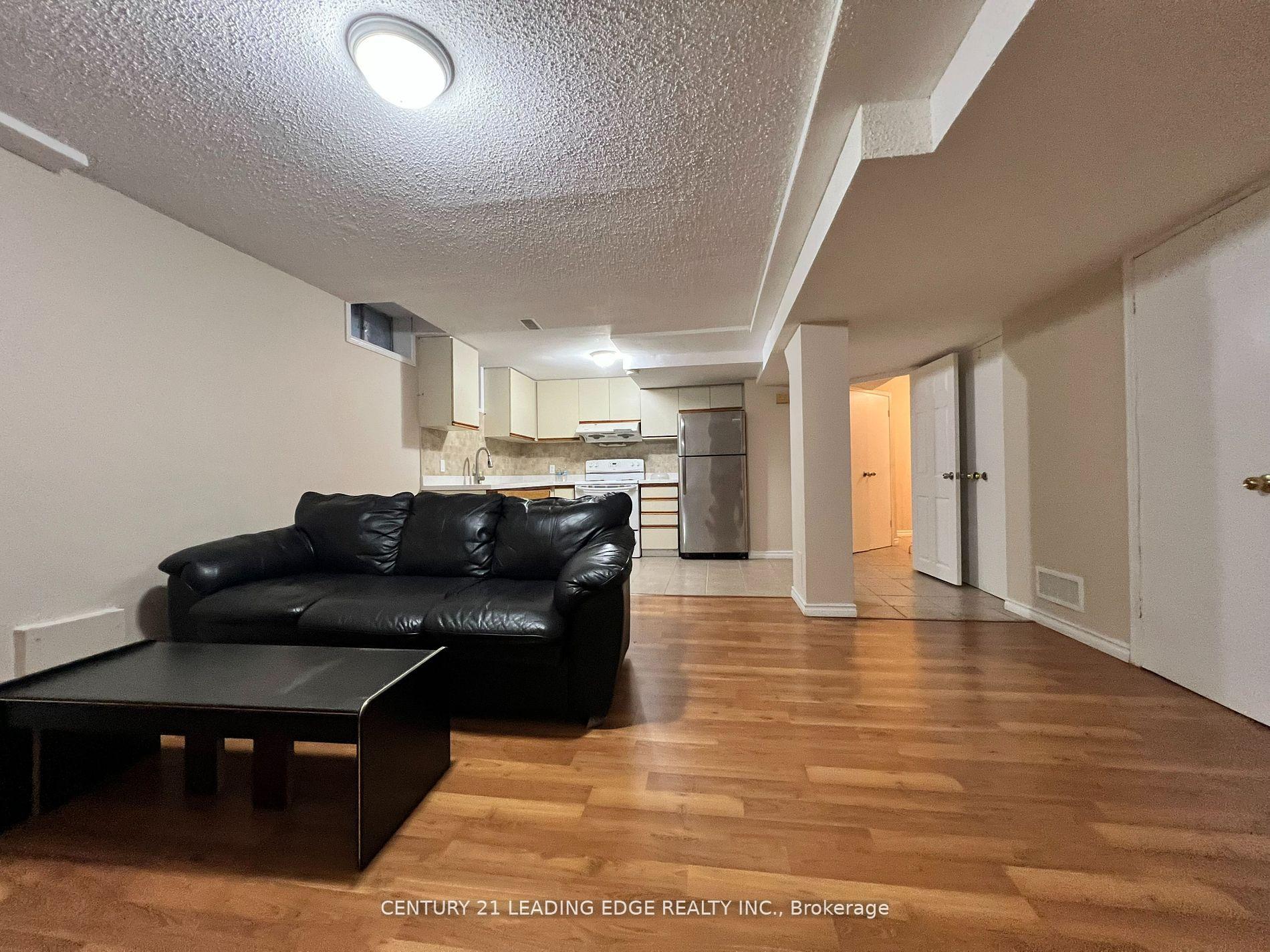 Photo 6 of Unit BSMT, 35 Irenemount Crescent, Markham, Middlefield — HOMEH