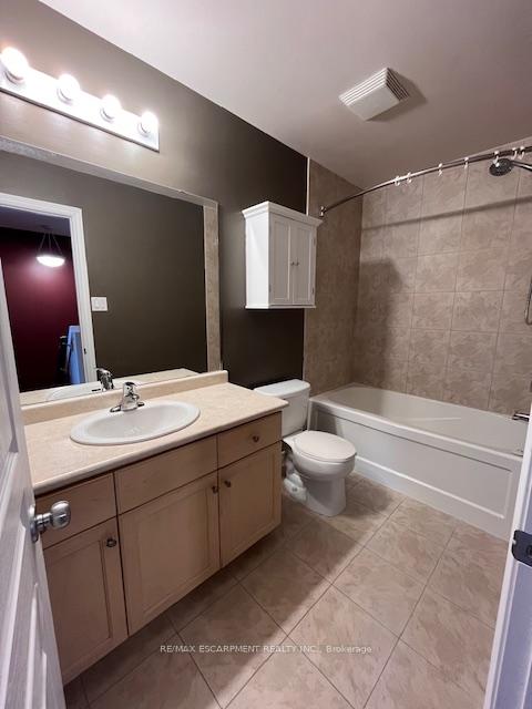 Photo 7 of 55 Viking Drive, Hamilton, Binbrook — HOMEH