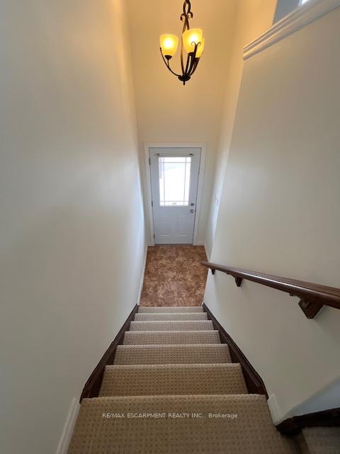 Photo 21 of 55 Viking Drive, Hamilton, Binbrook — HOMEH