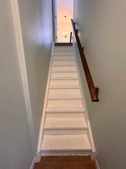 Photo 23 of 55 Viking Drive, Hamilton, Binbrook — HOMEH