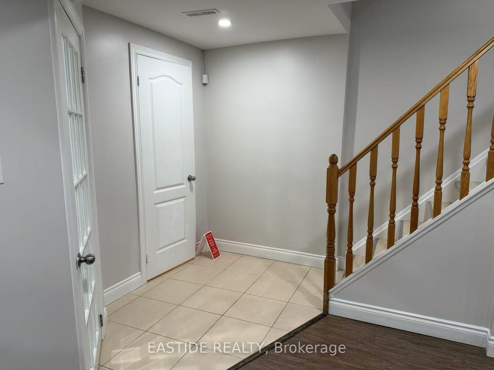 Photo 5 of Unit Basement apartment, 29 Quantum Street, Markham, Middlefield — HOMEH