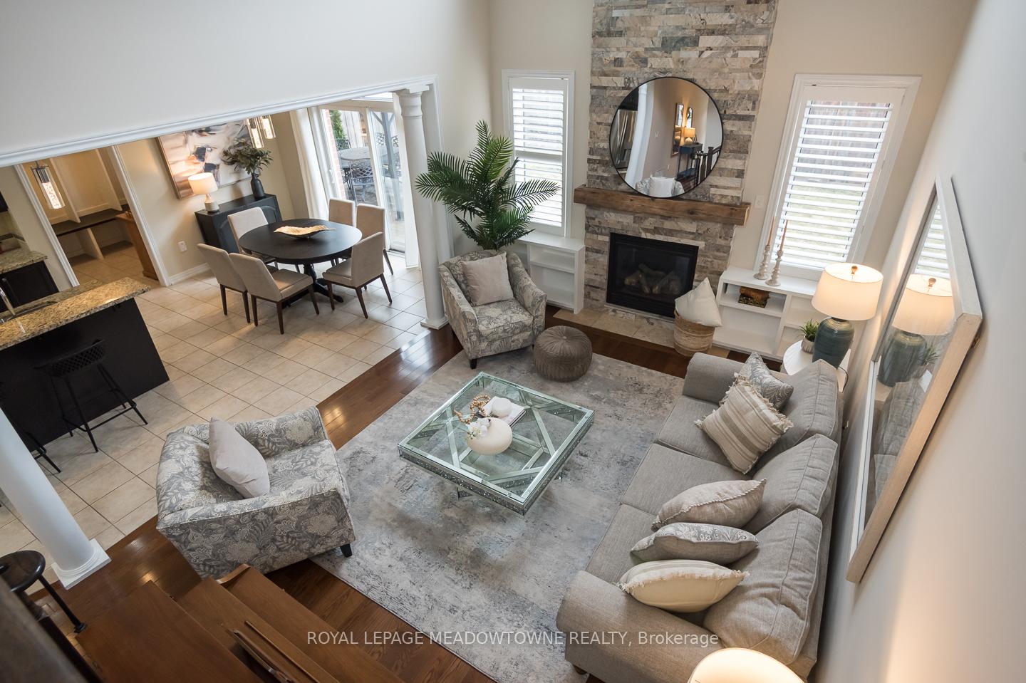 Photo 3 of 476 Laundon Terrace, Milton, Scott — HOMEH