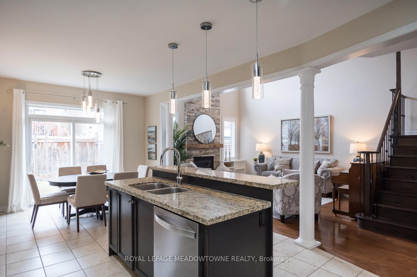 Photo 5 of 476 Laundon Terrace, Milton, Scott — HOMEH