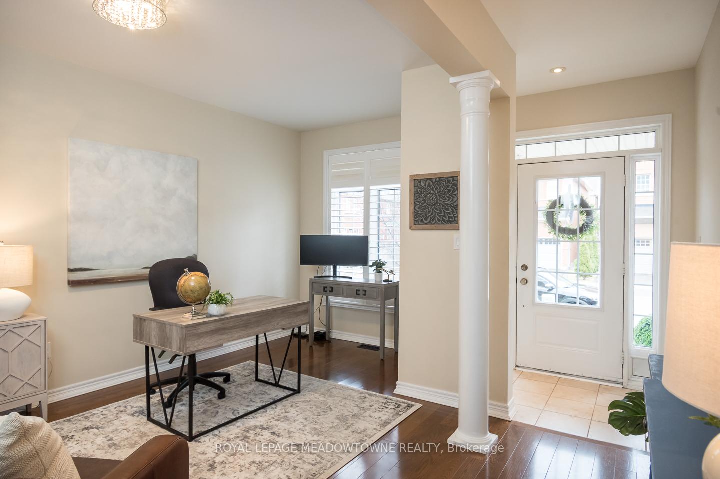 Photo 11 of 476 Laundon Terrace, Milton, Scott — HOMEH