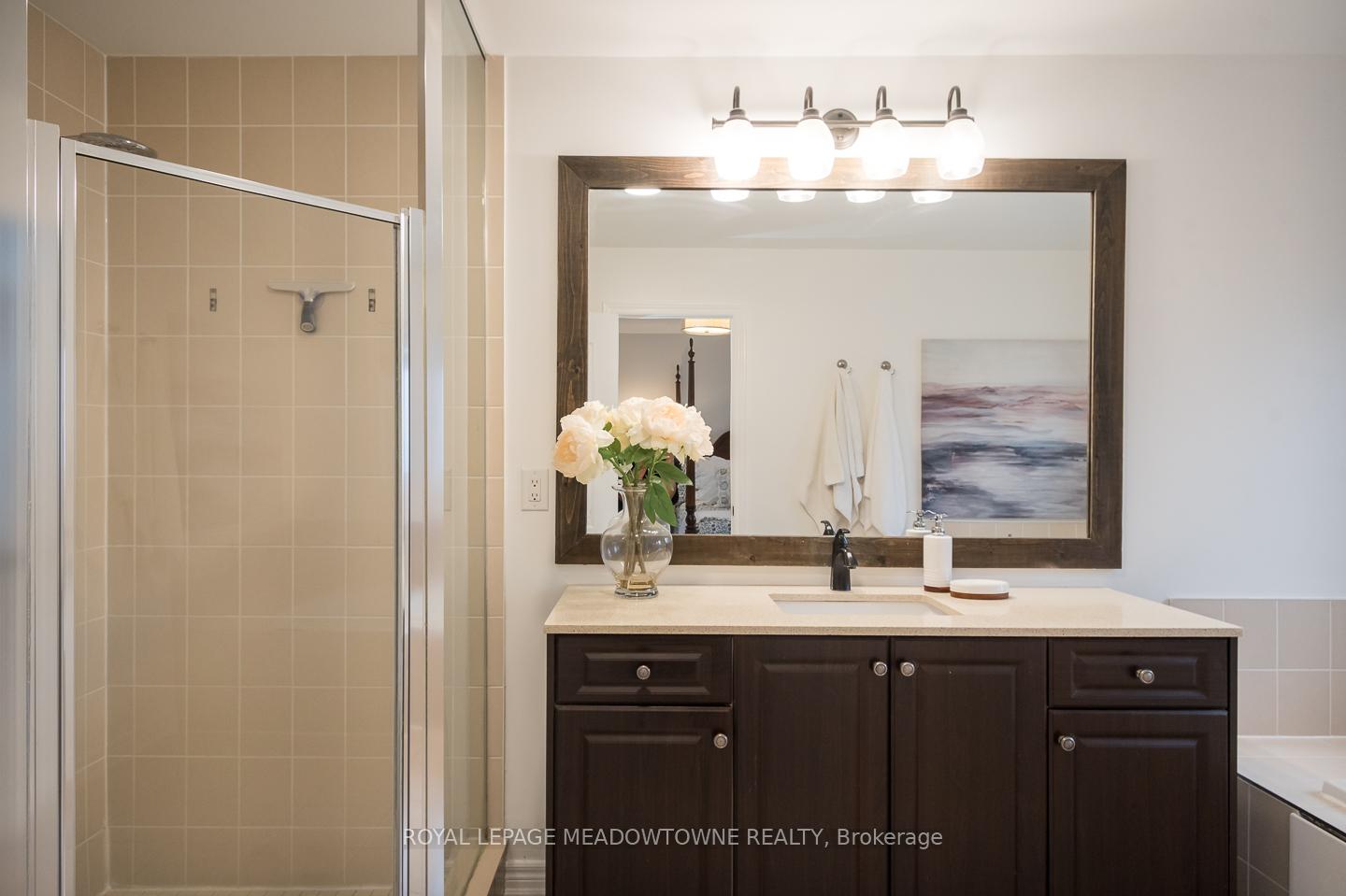 Photo 21 of 476 Laundon Terrace, Milton, Scott — HOMEH