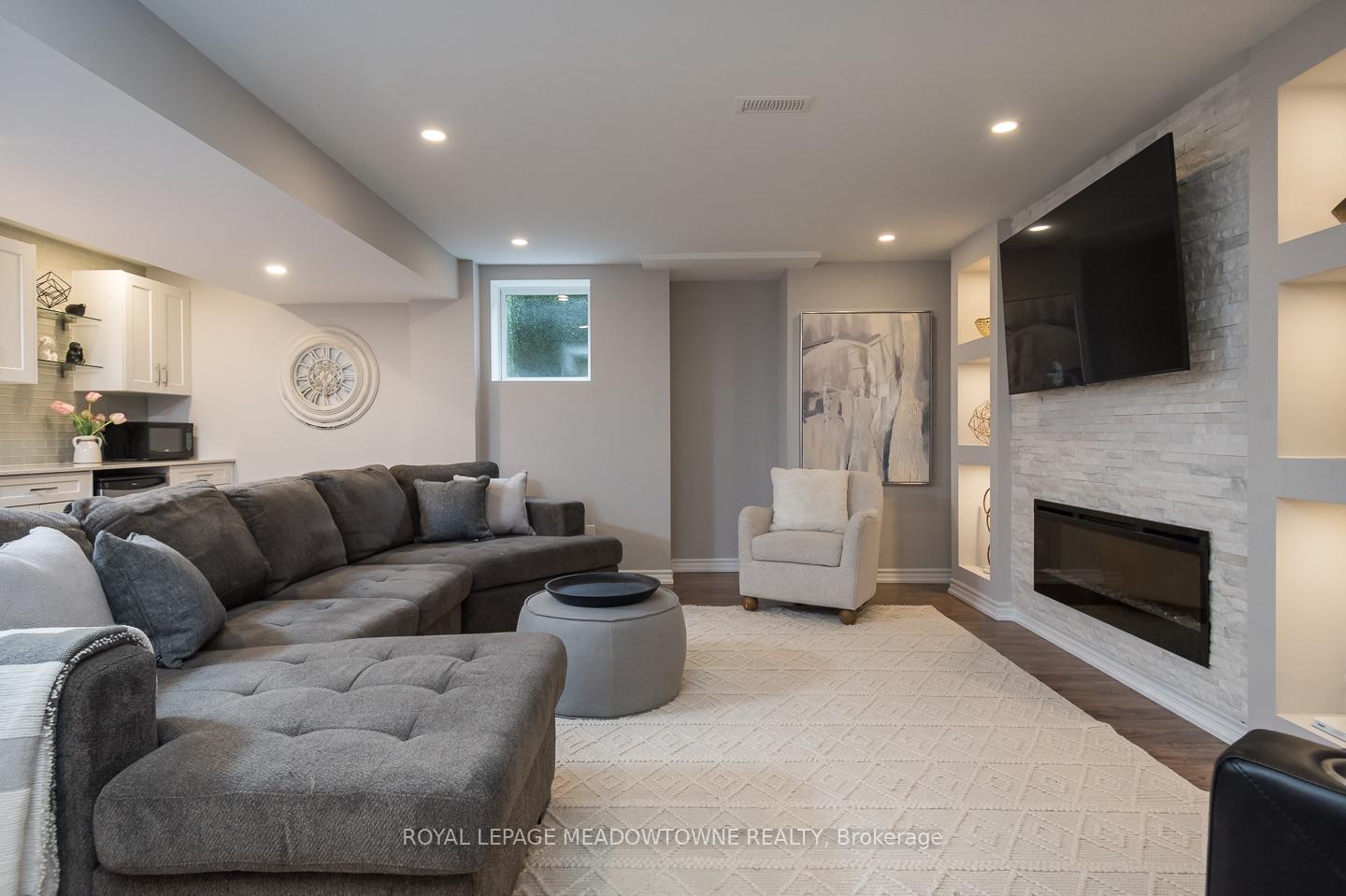 Photo 34 of 476 Laundon Terrace, Milton, Scott — HOMEH