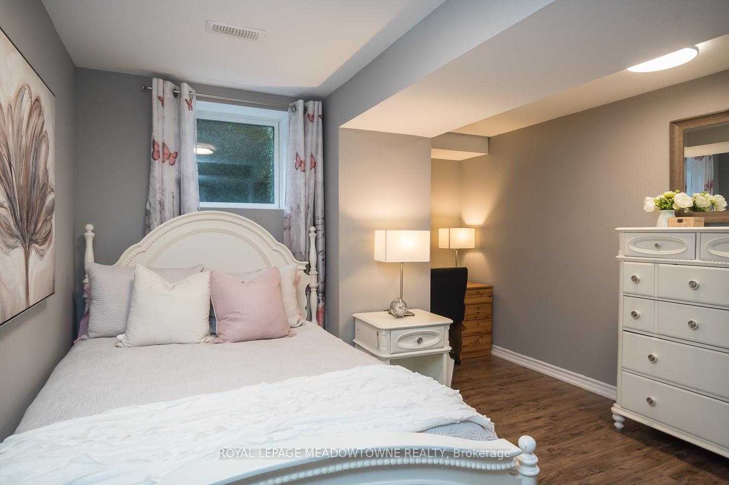 Photo 36 of 476 Laundon Terrace, Milton, Scott — HOMEH