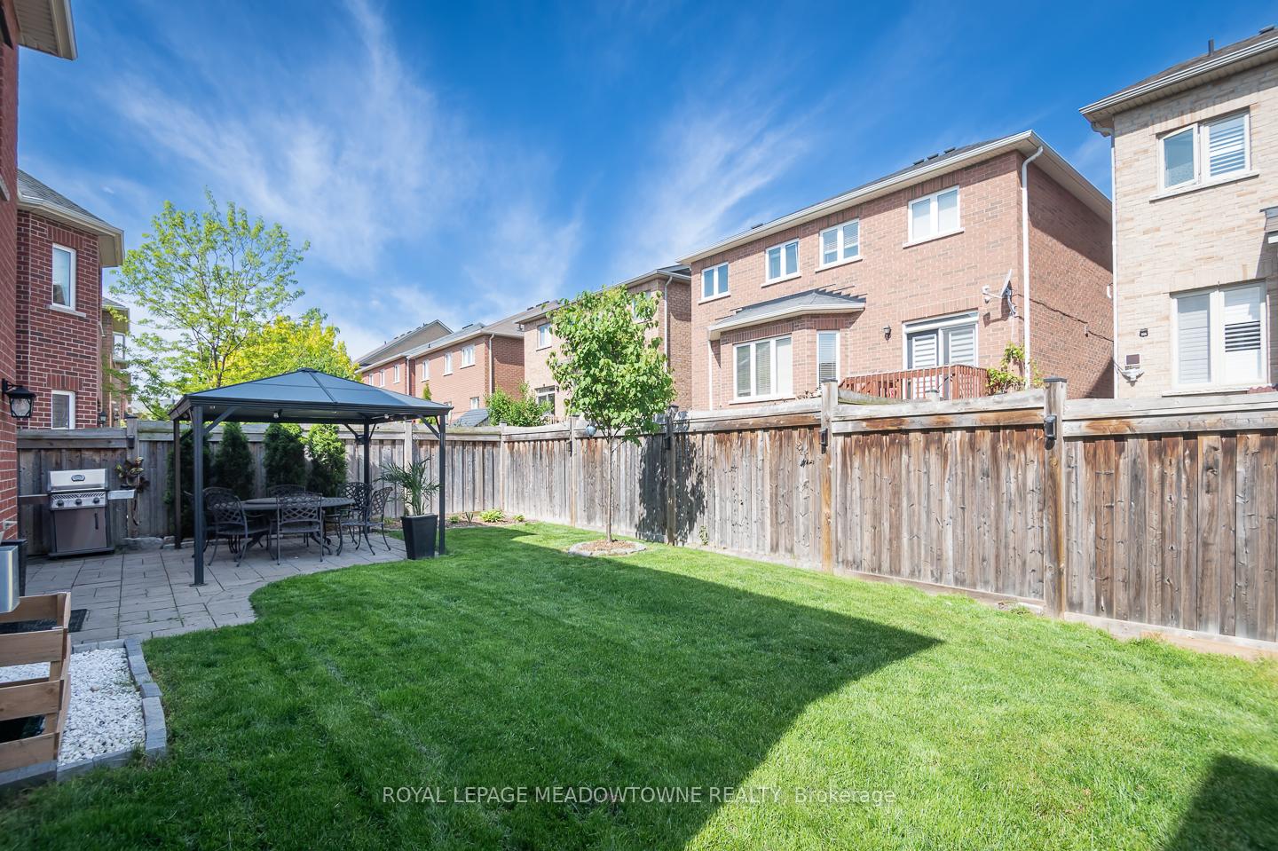 Photo 39 of 476 Laundon Terrace, Milton, Scott — HOMEH