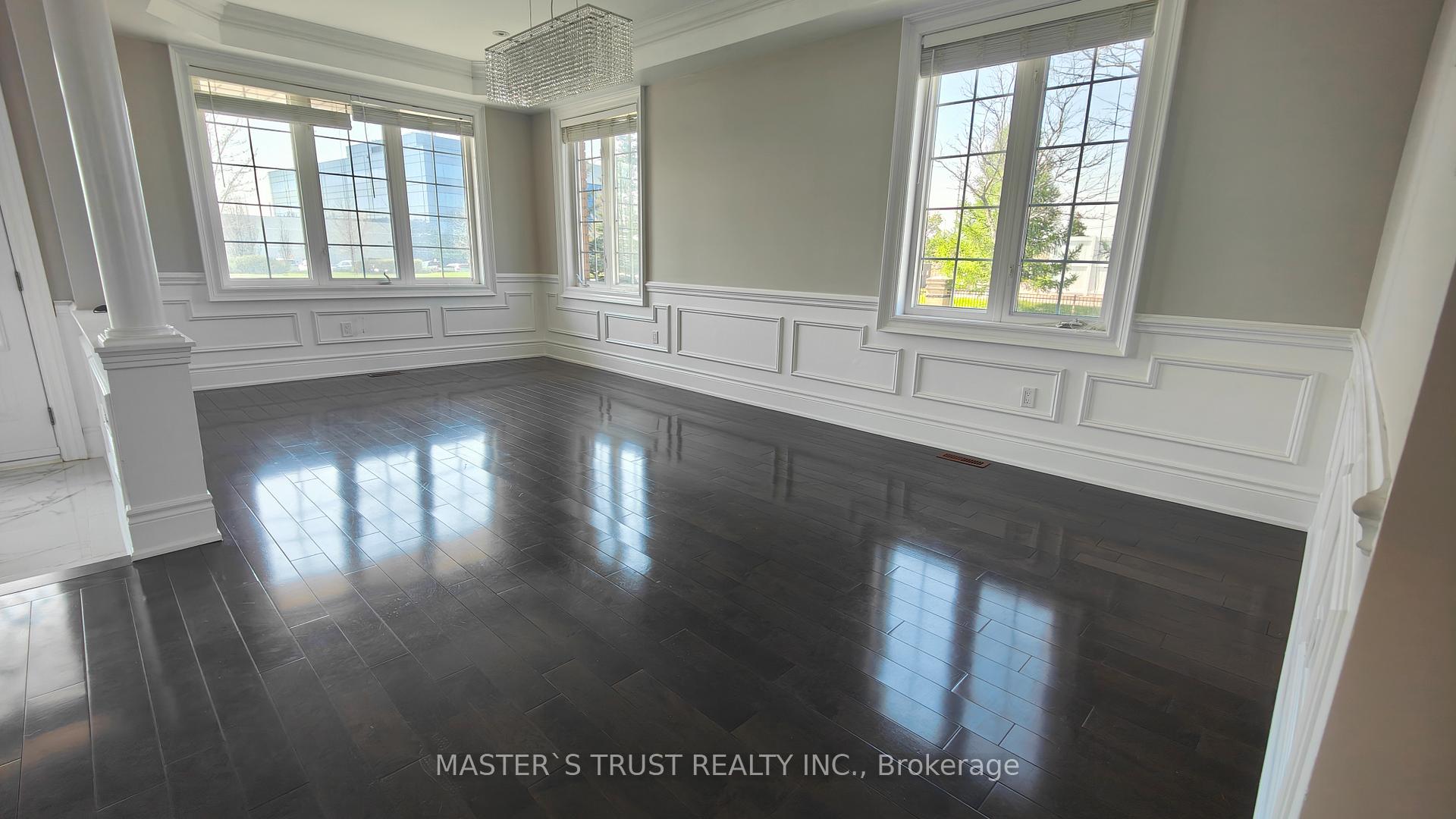 Photo 2 of 66 Starhill Crescent, Markham, Cachet — HOMEH