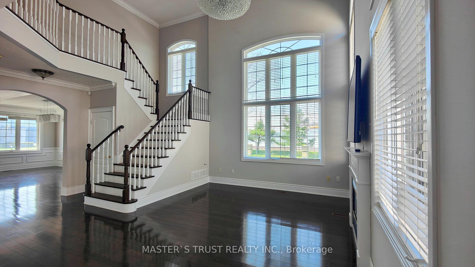 Photo 6 of 66 Starhill Crescent, Markham, Cachet — HOMEH