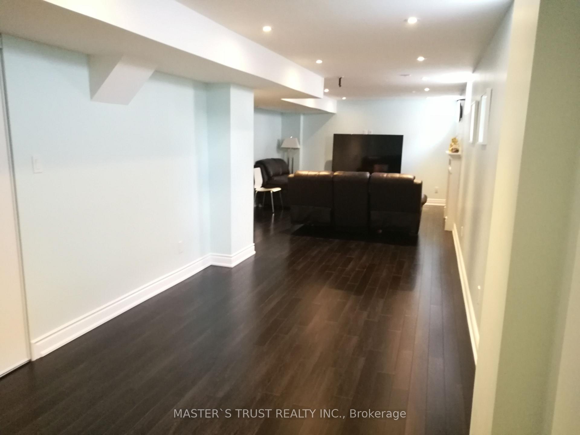 Photo 15 of 66 Starhill Crescent, Markham, Cachet — HOMEH