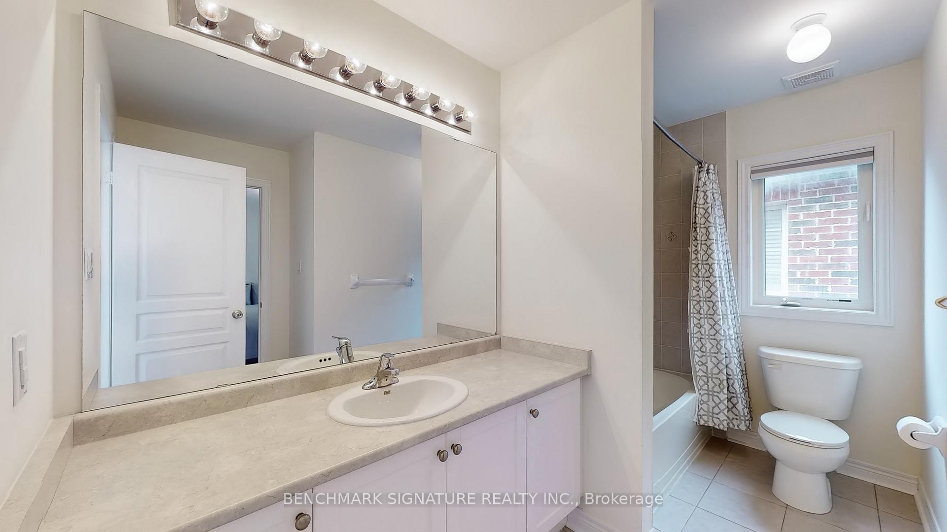 Photo 8 of 100 Busch Avenue, Markham, Berczy — HOMEH