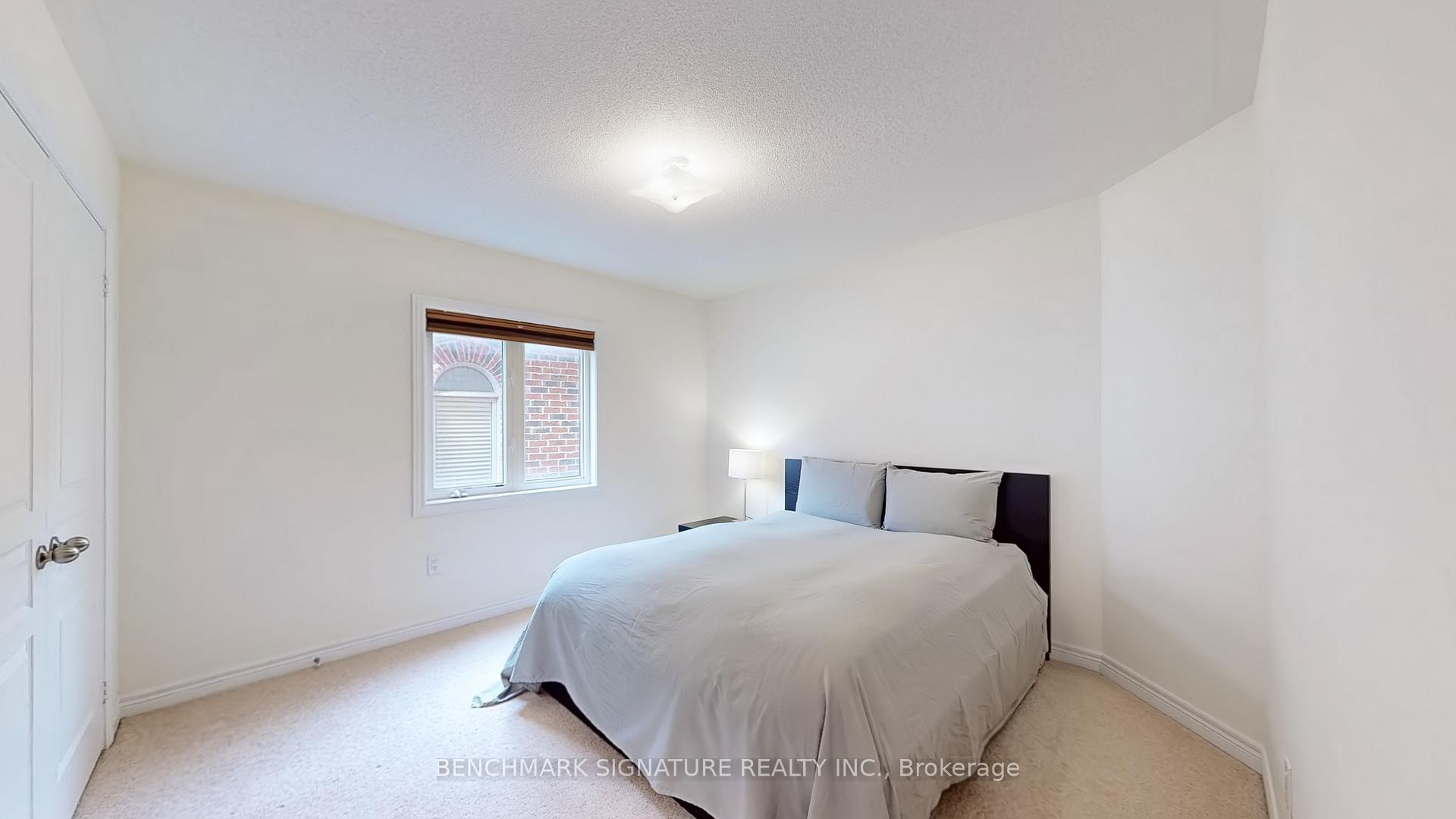 Photo 10 of 100 Busch Avenue, Markham, Berczy — HOMEH