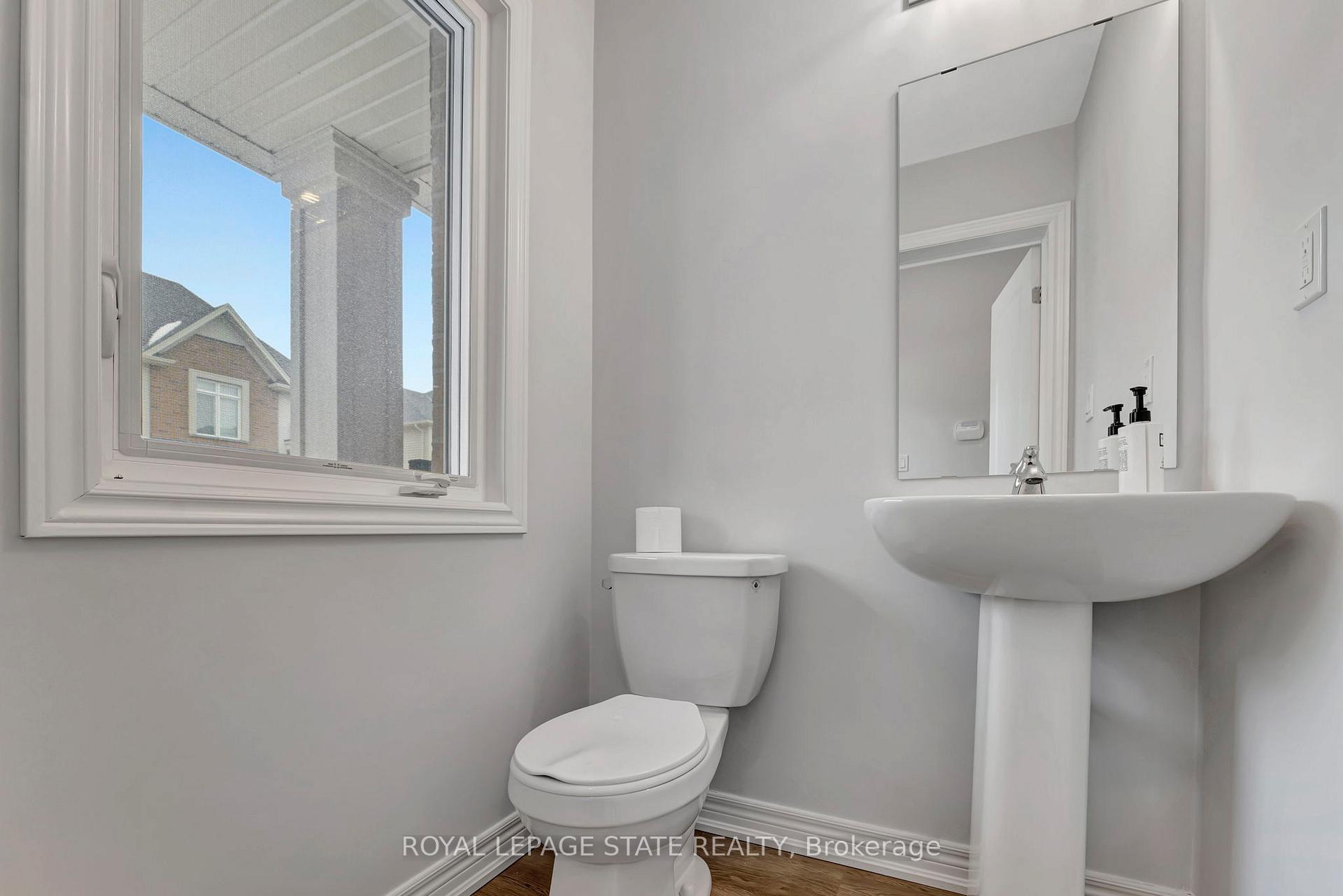 Photo 12 of Unit 23, 205 Thames Way, Hamilton, Mount Hope — HOMEH
