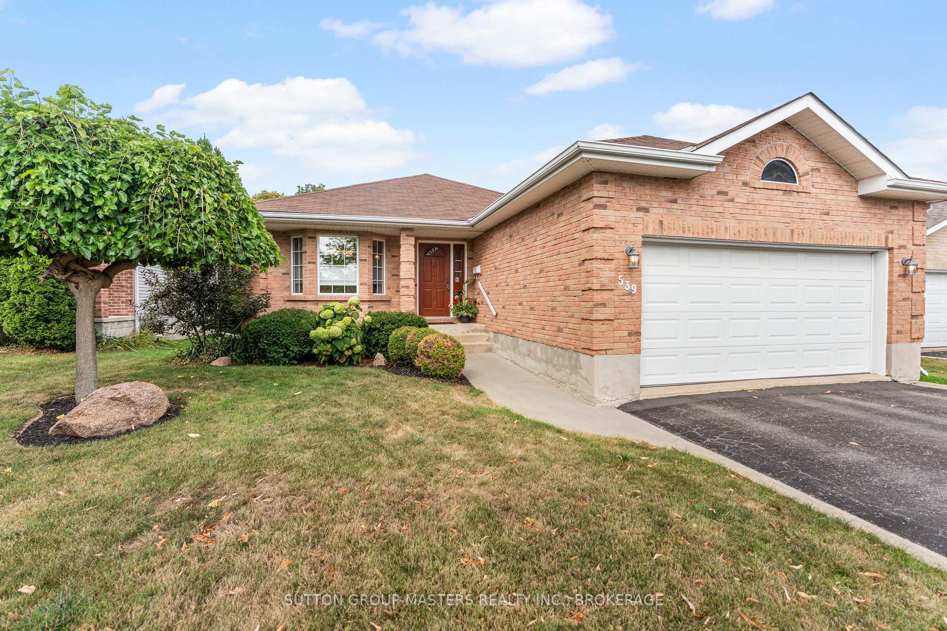 Photo 2 of 539 Sackville Crescent, Kingston, City Southwest — HOMEH
