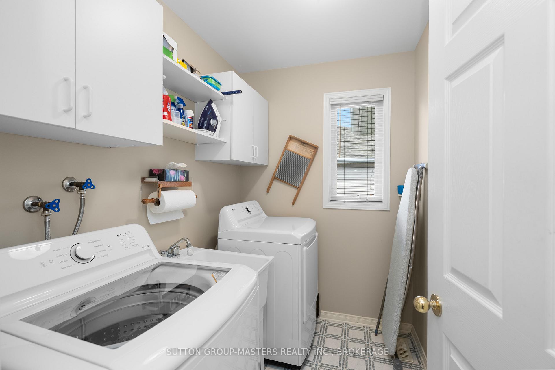Photo 5 of 539 Sackville Crescent, Kingston, City Southwest — HOMEH