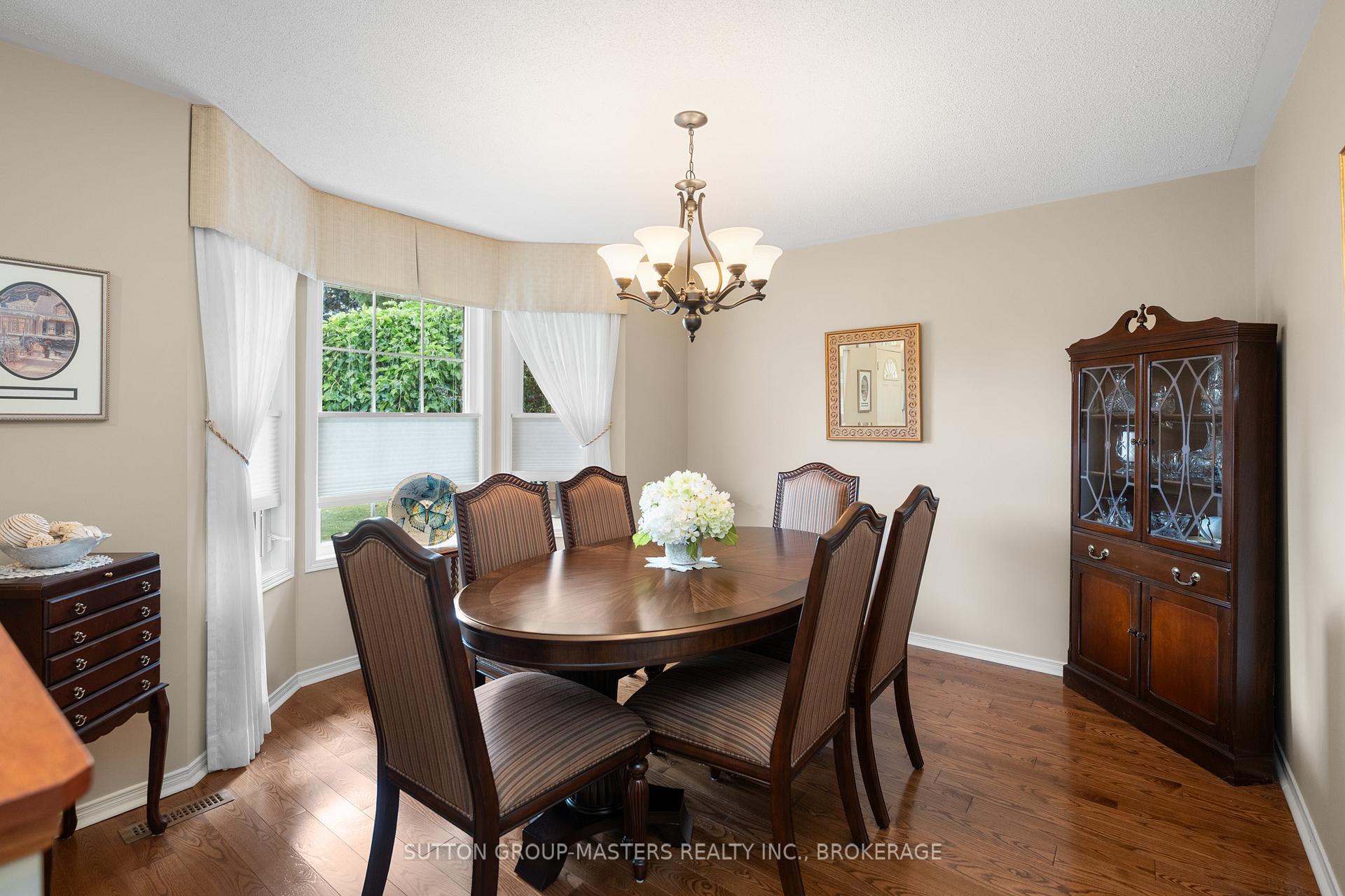 Photo 6 of 539 Sackville Crescent, Kingston, City Southwest — HOMEH