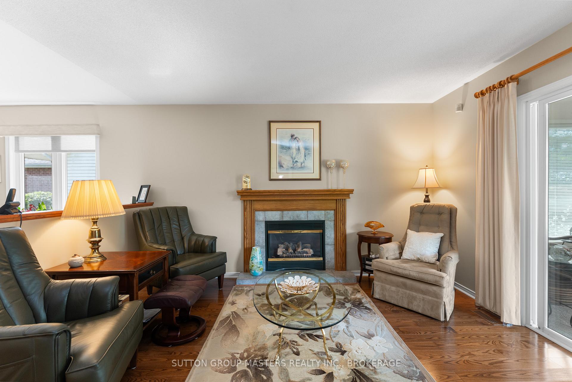 Photo 10 of 539 Sackville Crescent, Kingston, City Southwest — HOMEH