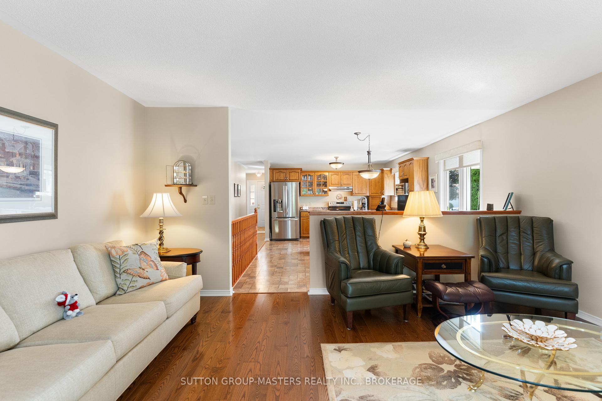 Photo 11 of 539 Sackville Crescent, Kingston, City Southwest — HOMEH