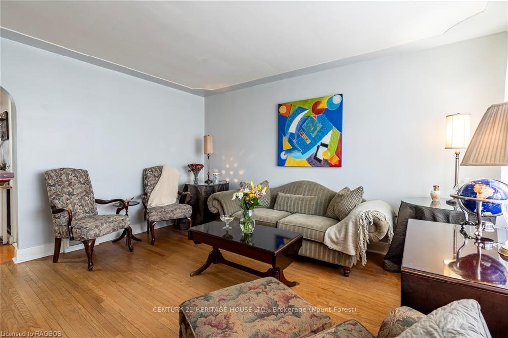 Photo 10 of 245 Melrose Avenue, Kitchener — HOMEH