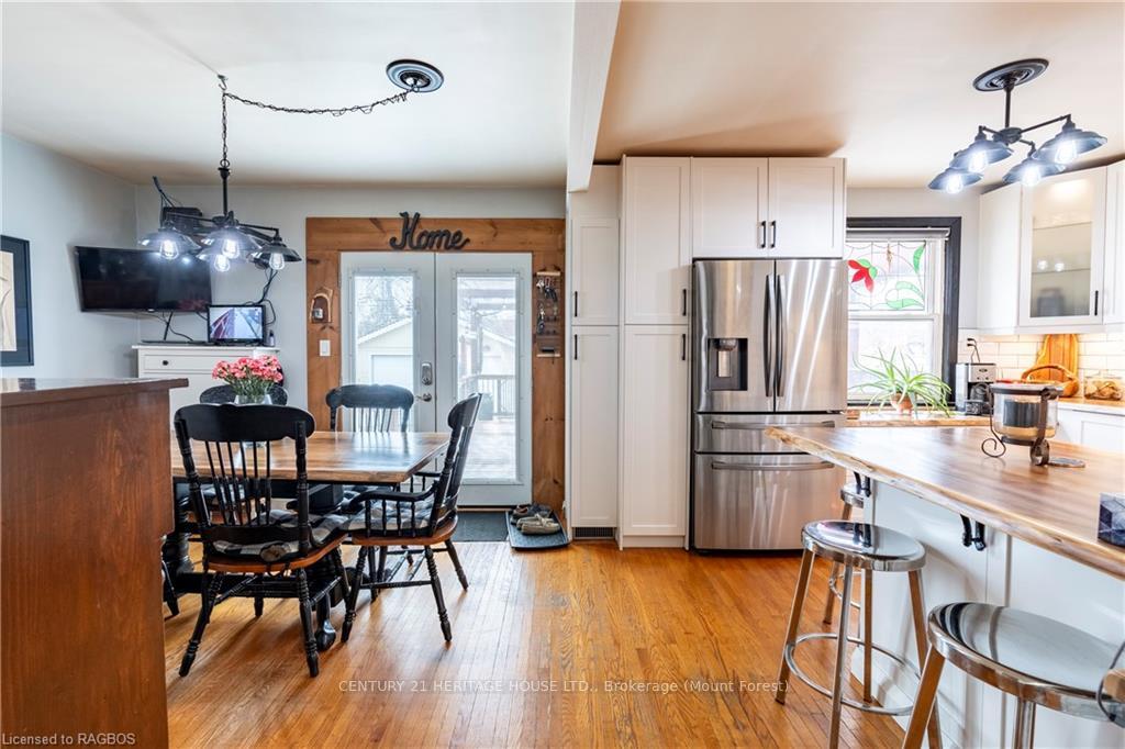 Photo 14 of 245 Melrose Avenue, Kitchener — HOMEH