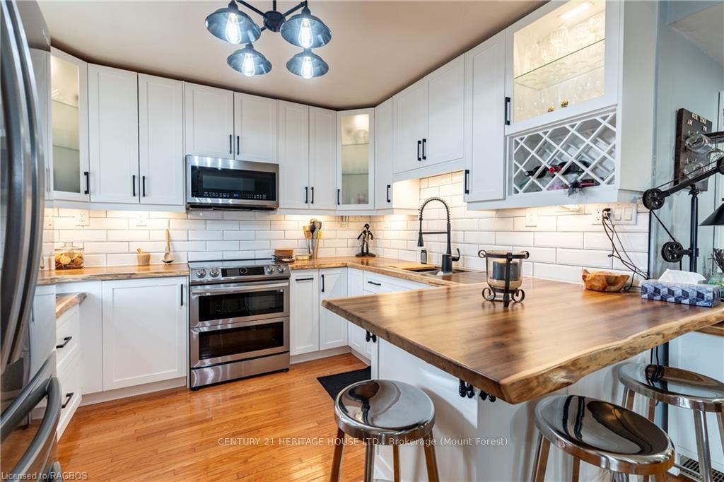 Photo 22 of 245 Melrose Avenue, Kitchener — HOMEH