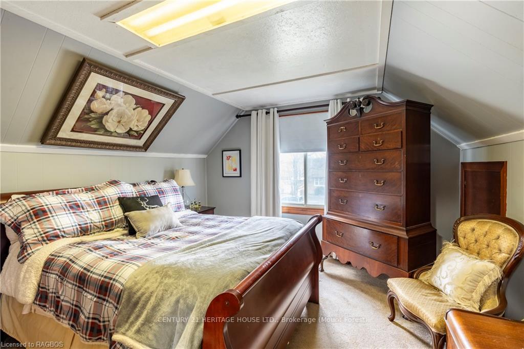 Photo 25 of 245 Melrose Avenue, Kitchener — HOMEH
