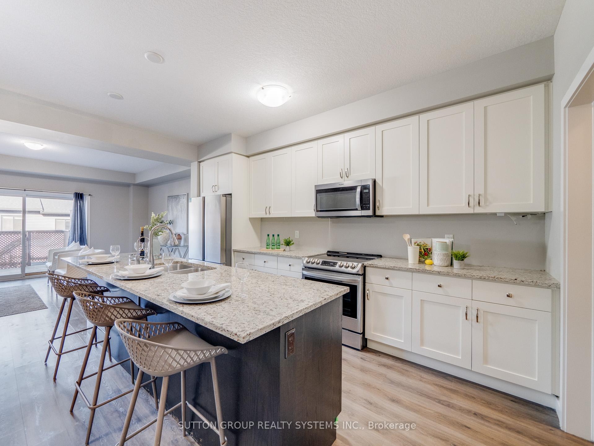 Photo 9 of 913 Robert Ferrie Drive, Kitchener — HOMEH