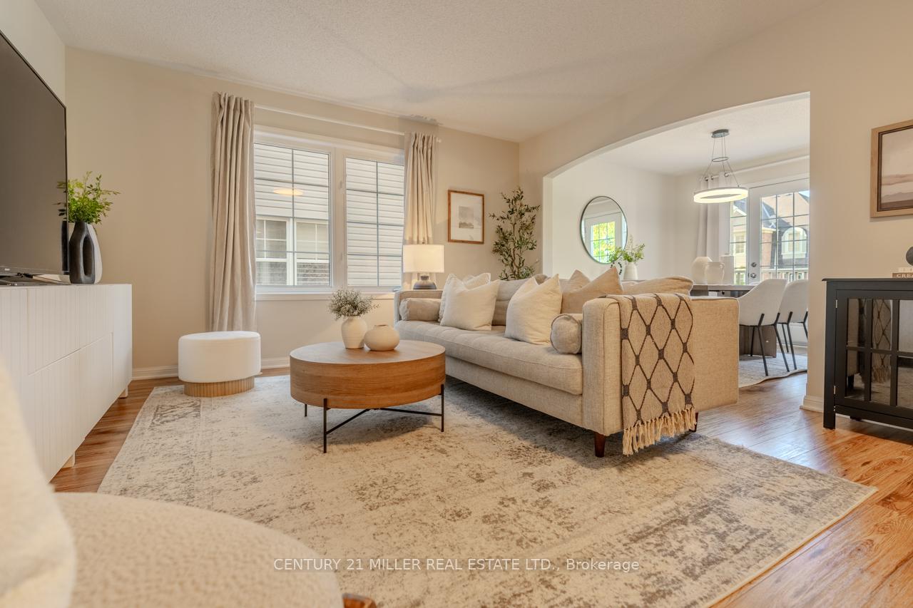 Photo 1 of 935 Deverell Place, Milton, Coates — HOMEH