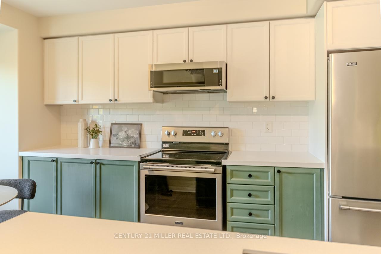 Photo 12 of 935 Deverell Place, Milton, Coates — HOMEH