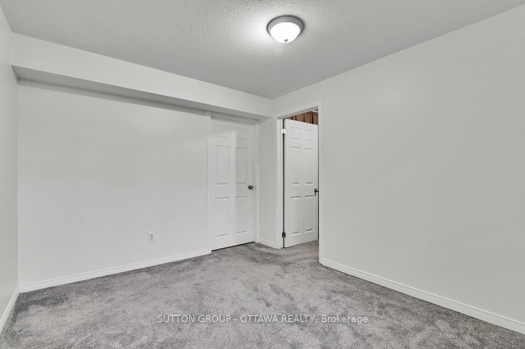 Photo 25 of 645 Aberfoyle Circle NE, Ottawa, Kanata - Morgan's Grant/South March — HOMEH
