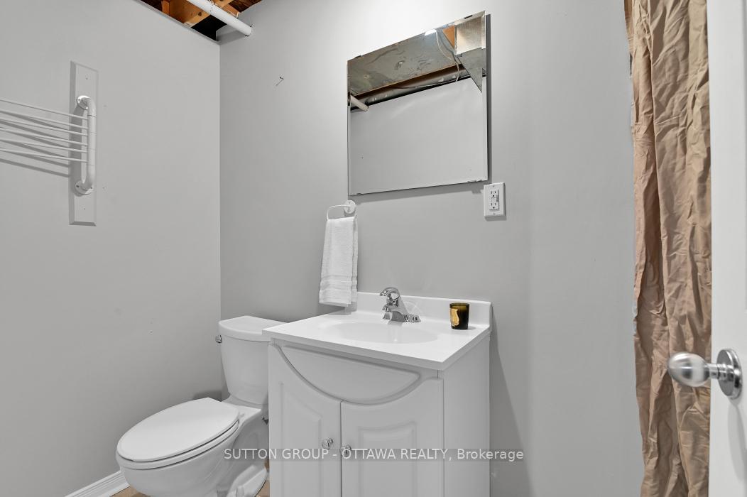 Photo 28 of 645 Aberfoyle Circle NE, Ottawa, Kanata - Morgan's Grant/South March — HOMEH