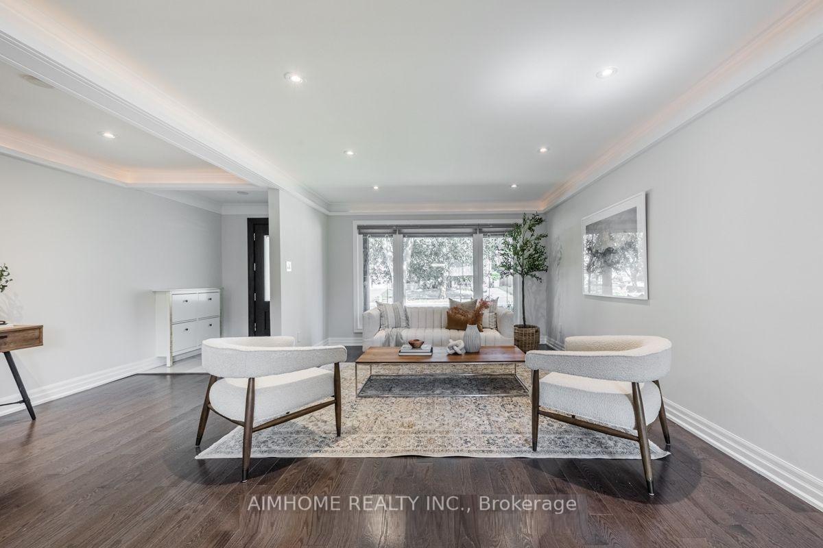Photo 4 of 51 Royal Orchard Boulevard, Markham, Royal Orchard — HOMEH