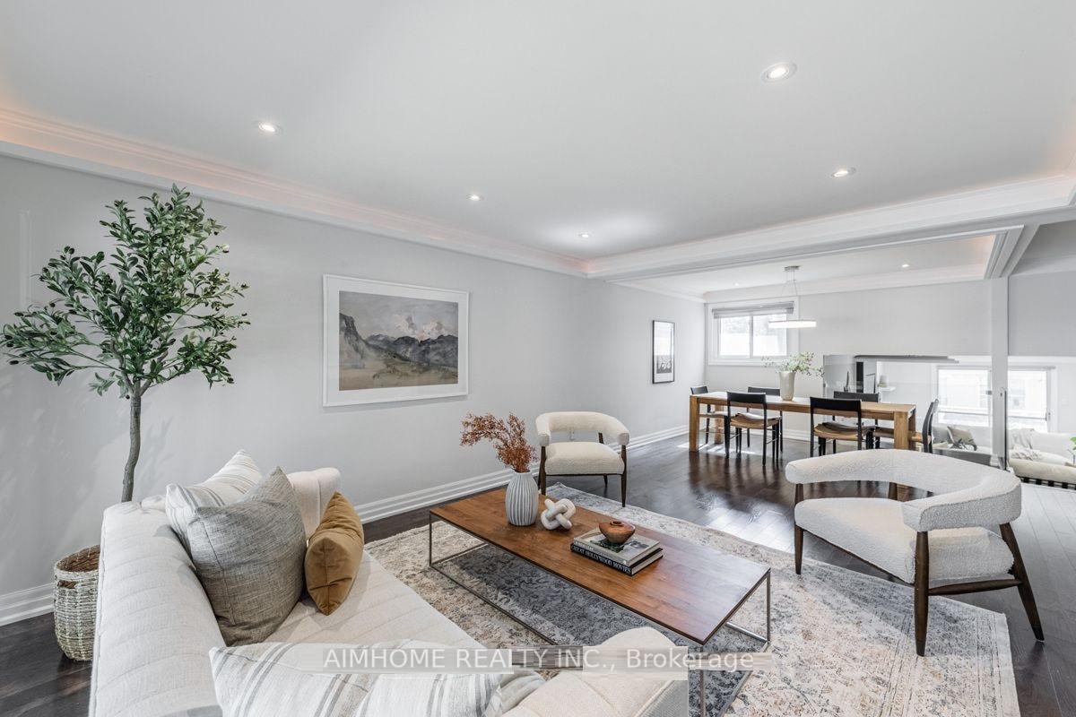 Photo 5 of 51 Royal Orchard Boulevard, Markham, Royal Orchard — HOMEH