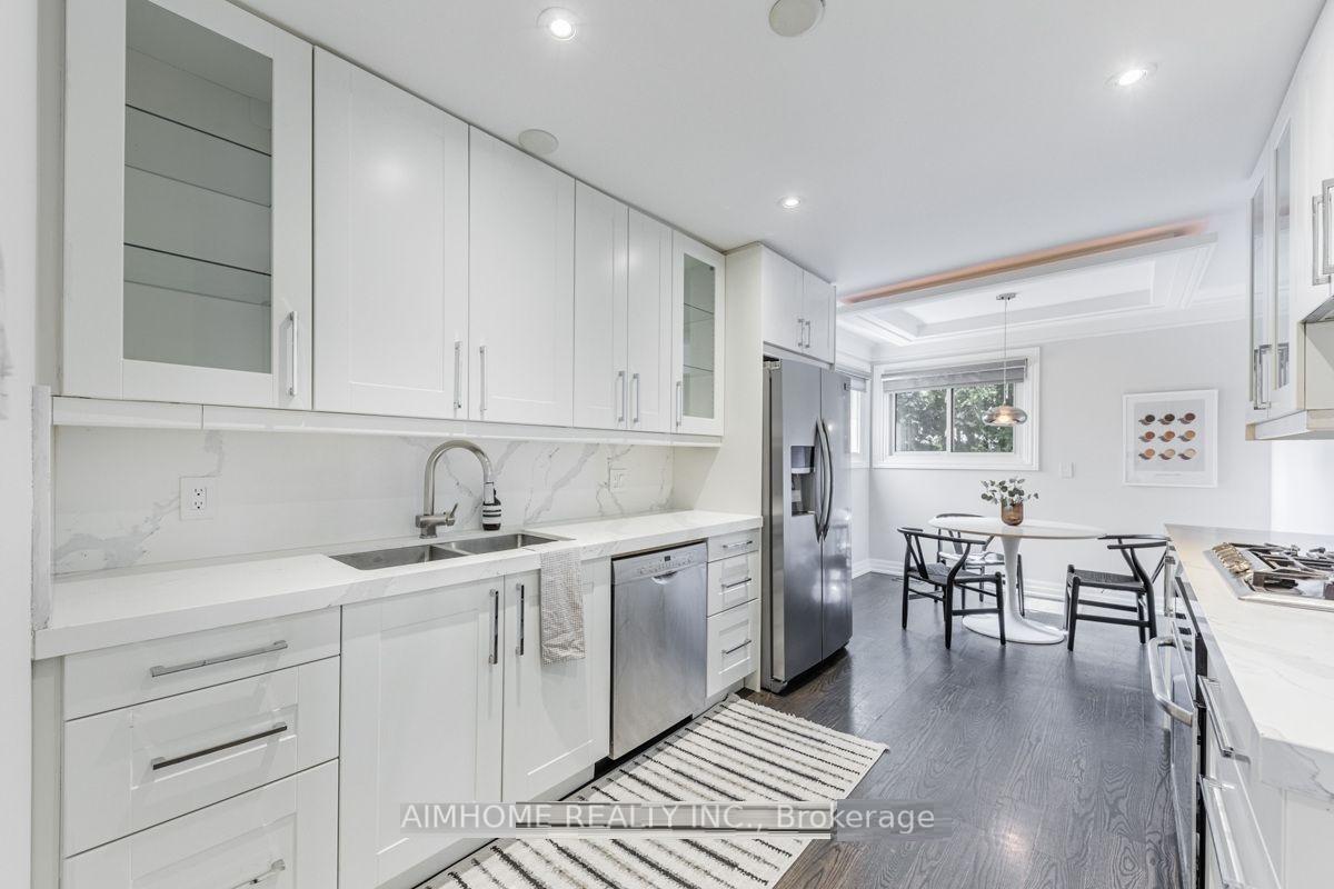 Photo 9 of 51 Royal Orchard Boulevard, Markham, Royal Orchard — HOMEH