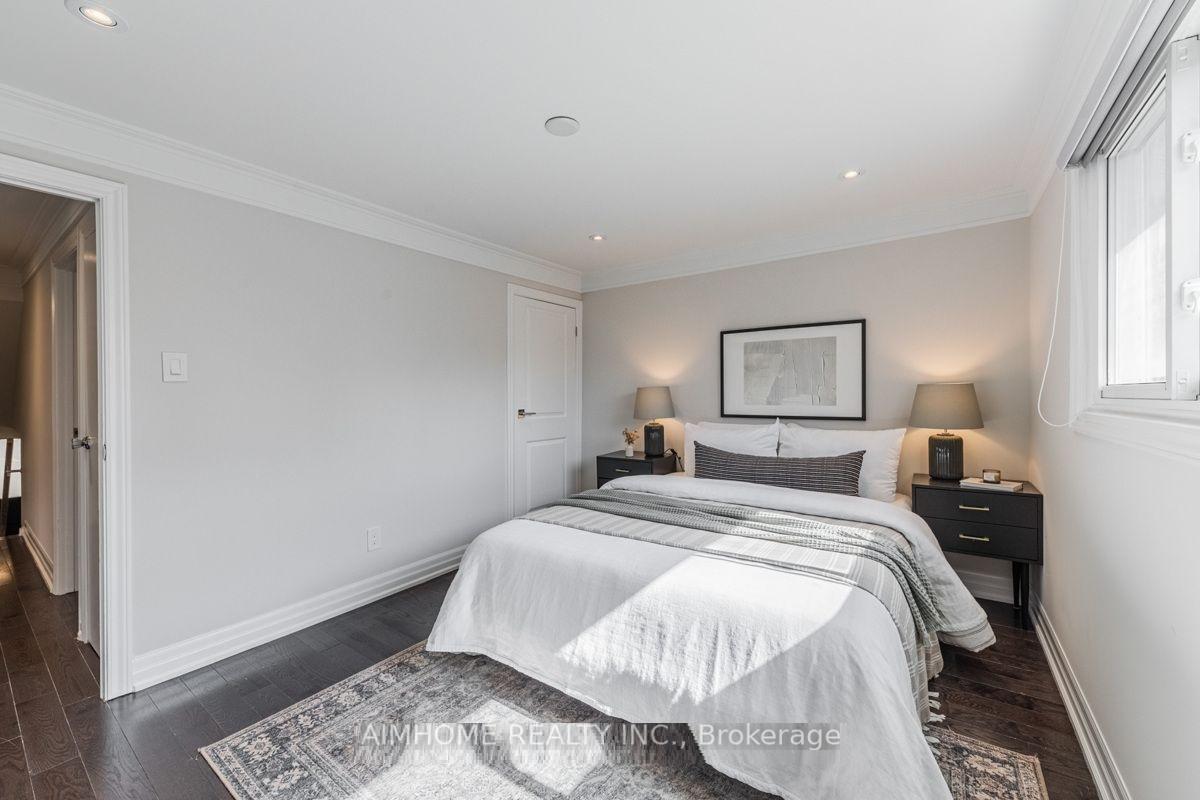 Photo 21 of 51 Royal Orchard Boulevard, Markham, Royal Orchard — HOMEH