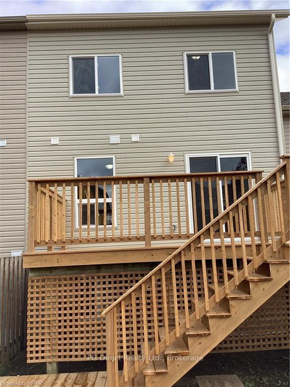 Photo 12 of 81 Donnenwerth Drive, Kitchener — HOMEH