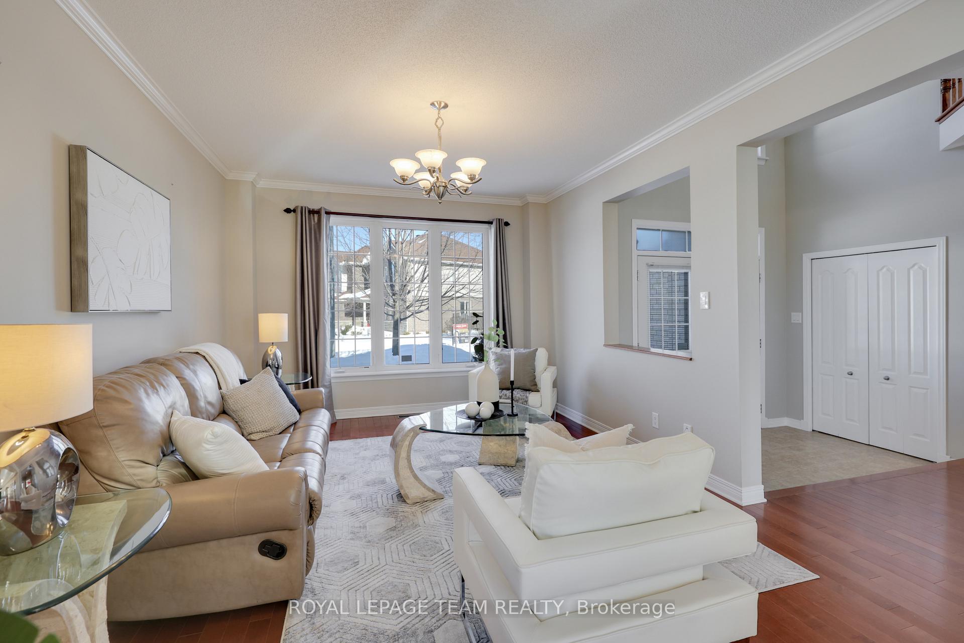 Photo 7 of 726 Kilmar Crescent, Ottawa, Kanata - Kanata Lakes/Heritage Hills — HOMEH