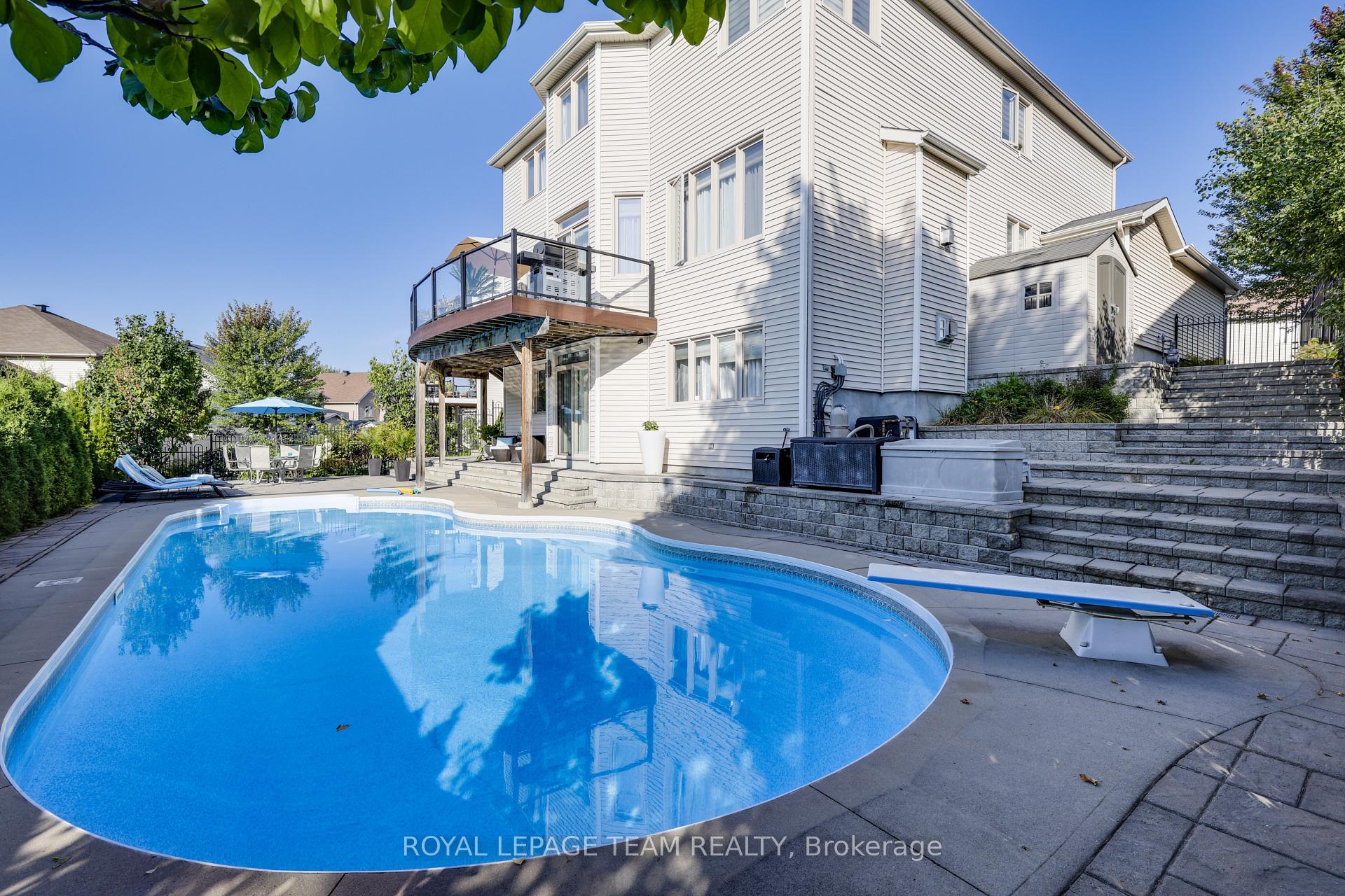 Photo 38 of 726 Kilmar Crescent, Ottawa, Kanata - Kanata Lakes/Heritage Hills — HOMEH