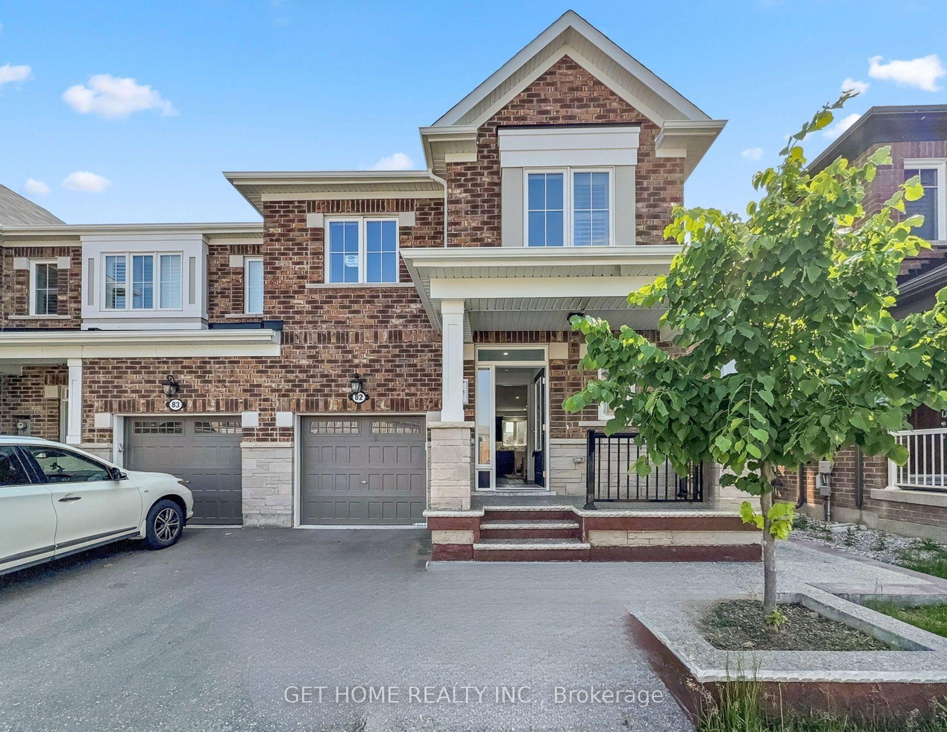 Front of Unit 82,Bsmt, 975 Whitlock Avenue N