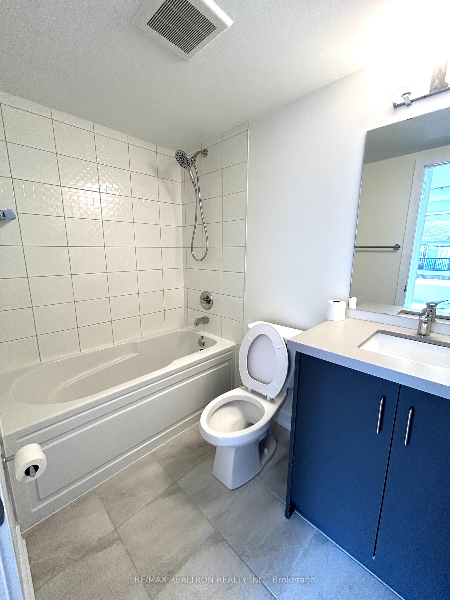 Photo 25 of 46 Herman Gilroy Lane, Markham, Angus Glen — HOMEH